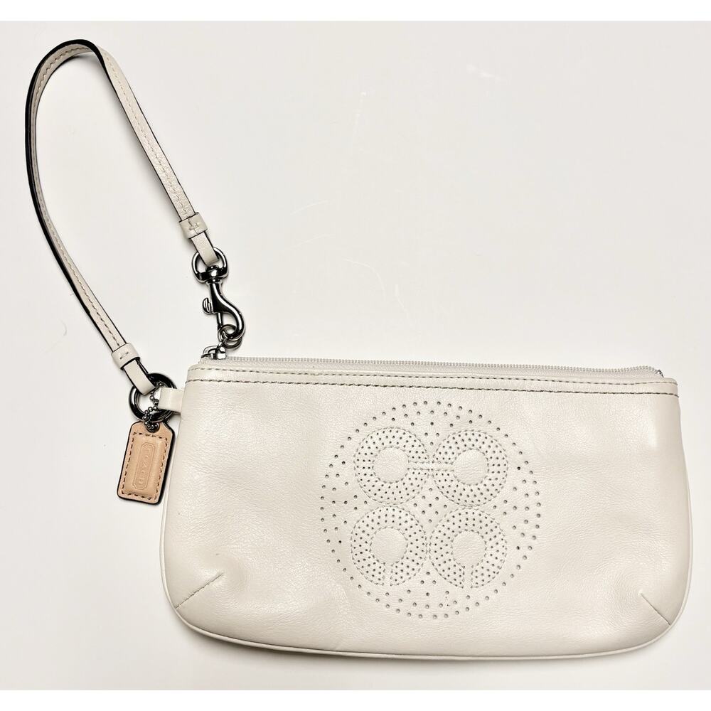 Coach Audrey Wristlet Signature Cs GoGo Leather Beige NEW With Tags Inside